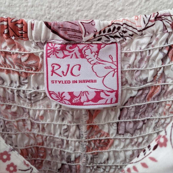 NWOT Hawaiian coral & white floral print smocked rayon dress size Medium - Picture 5 of 6